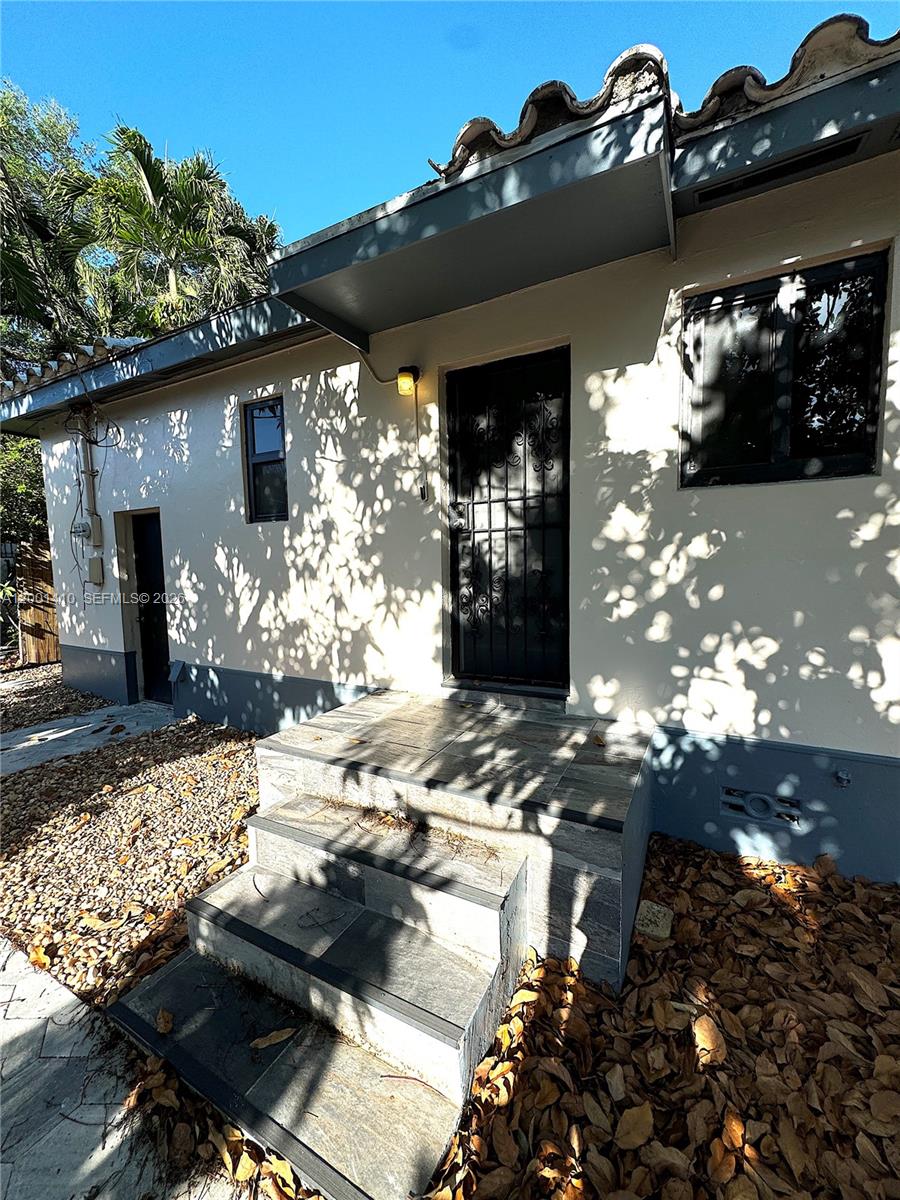 54TH ST BUS PLAZA SEC A - Residential Lease