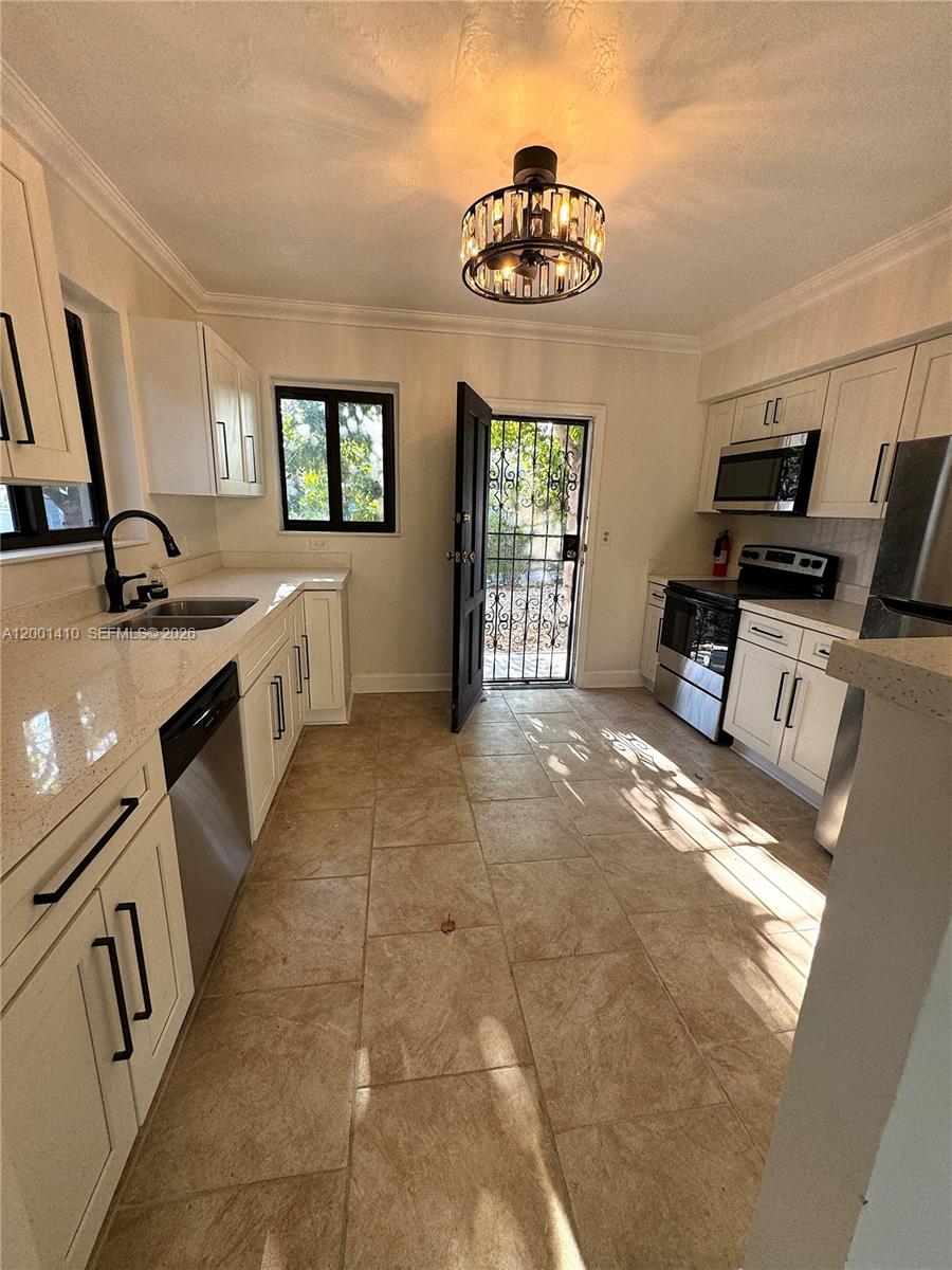 54TH ST BUS PLAZA SEC A - Residential Lease