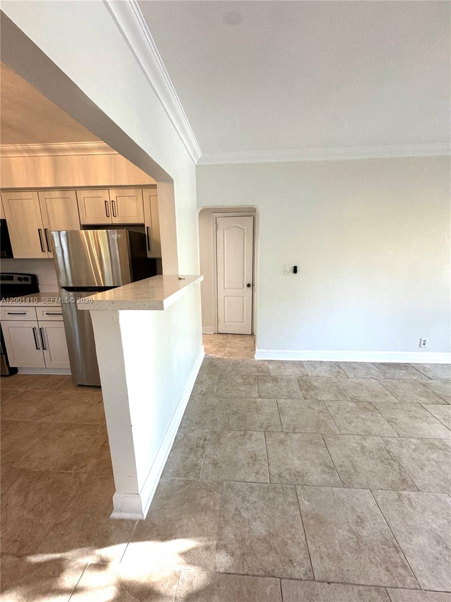 54TH ST BUS PLAZA SEC A - Residential Lease