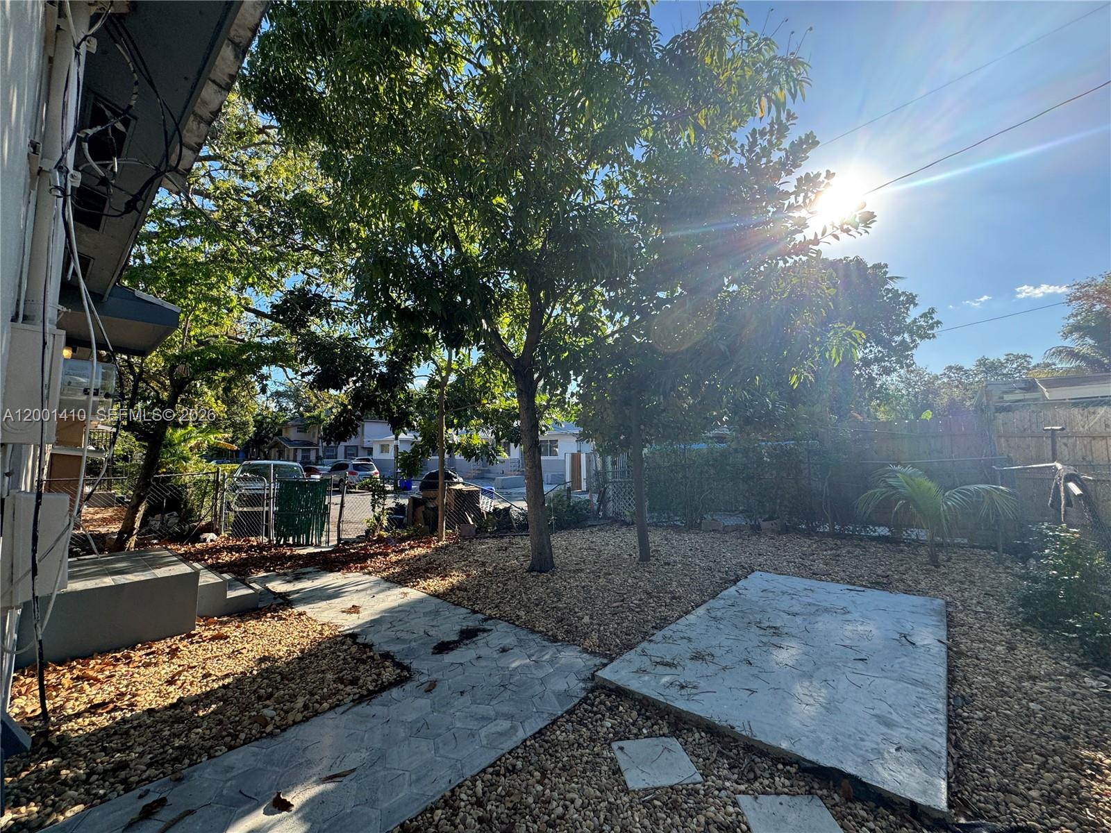 54TH ST BUS PLAZA SEC A - Residential Lease