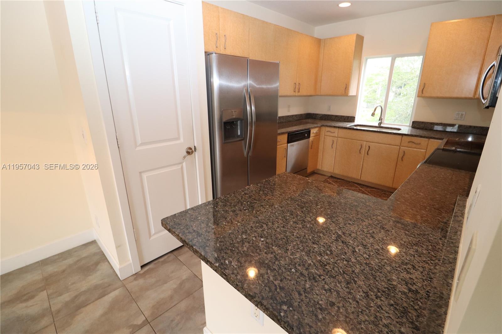 RESUB OF HIGHLAND ESTATES - Residential Lease