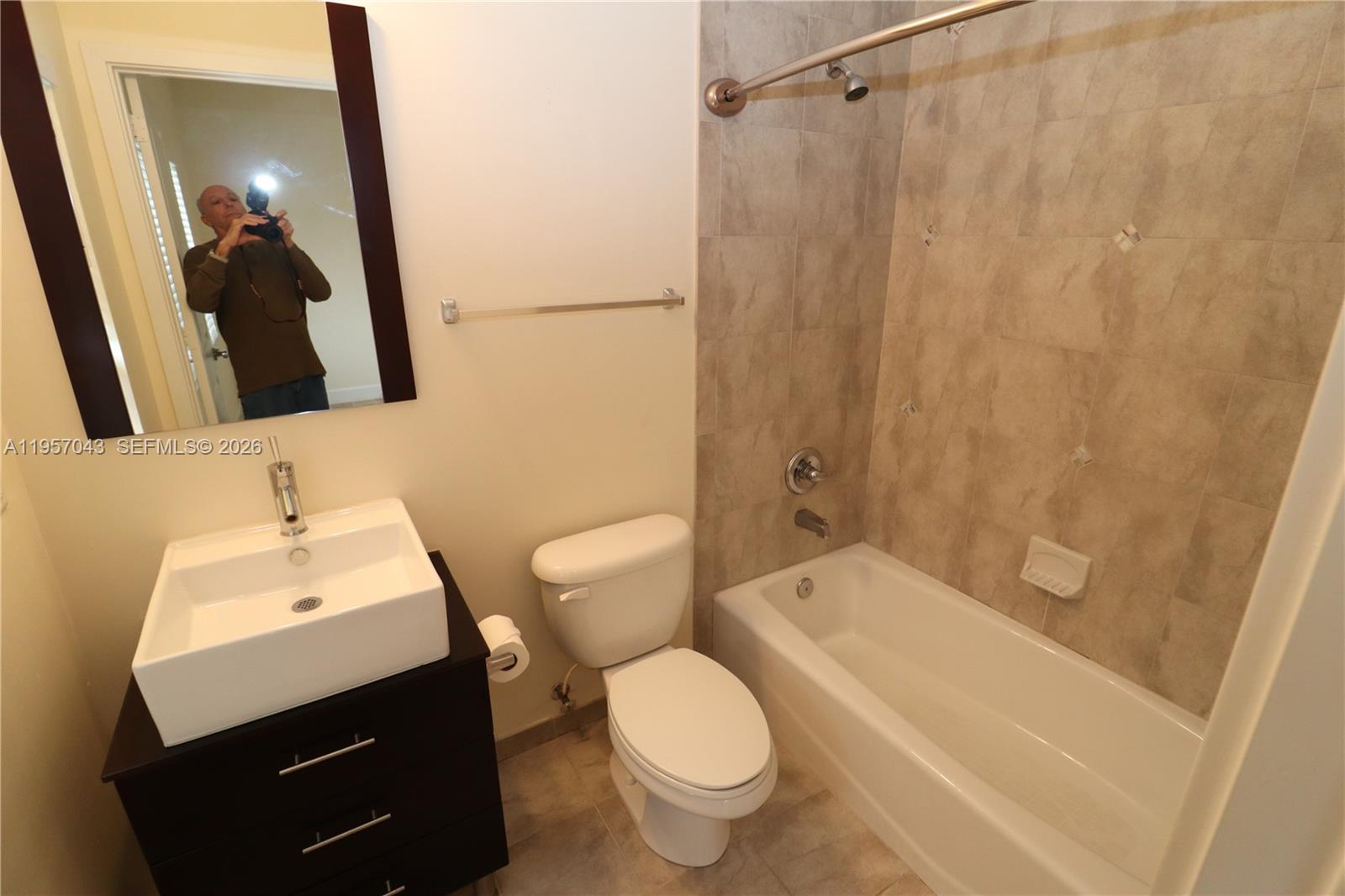 RESUB OF HIGHLAND ESTATES - Residential Lease