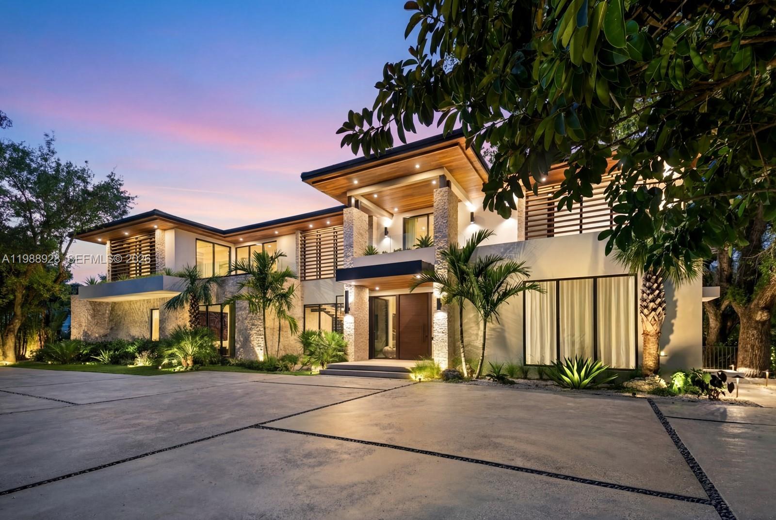 VICTORIA GARDENS - Residential