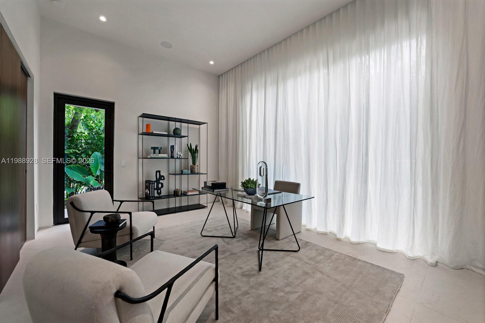 VICTORIA GARDENS - Residential