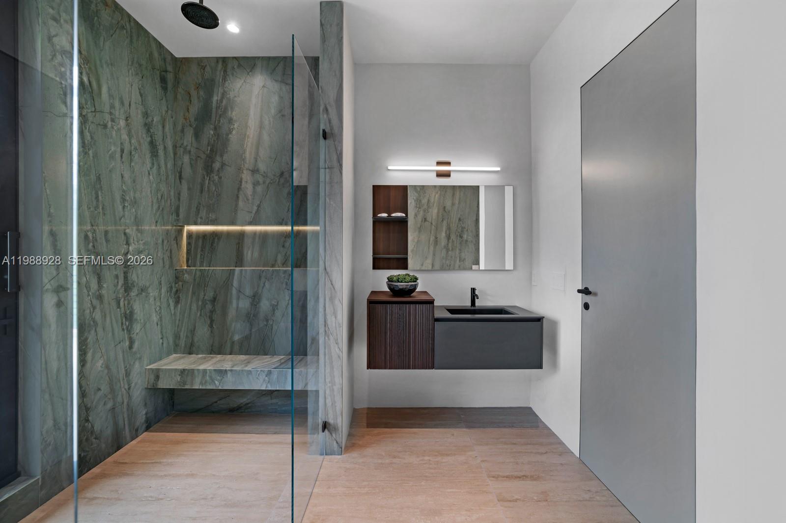 VICTORIA GARDENS - Residential