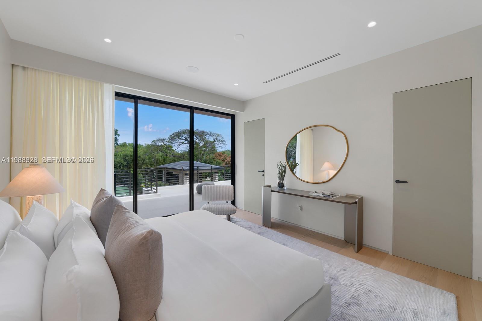 VICTORIA GARDENS - Residential