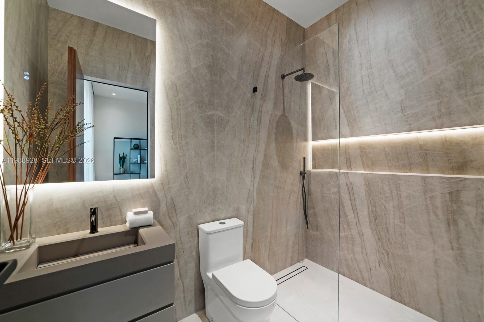 VICTORIA GARDENS - Residential