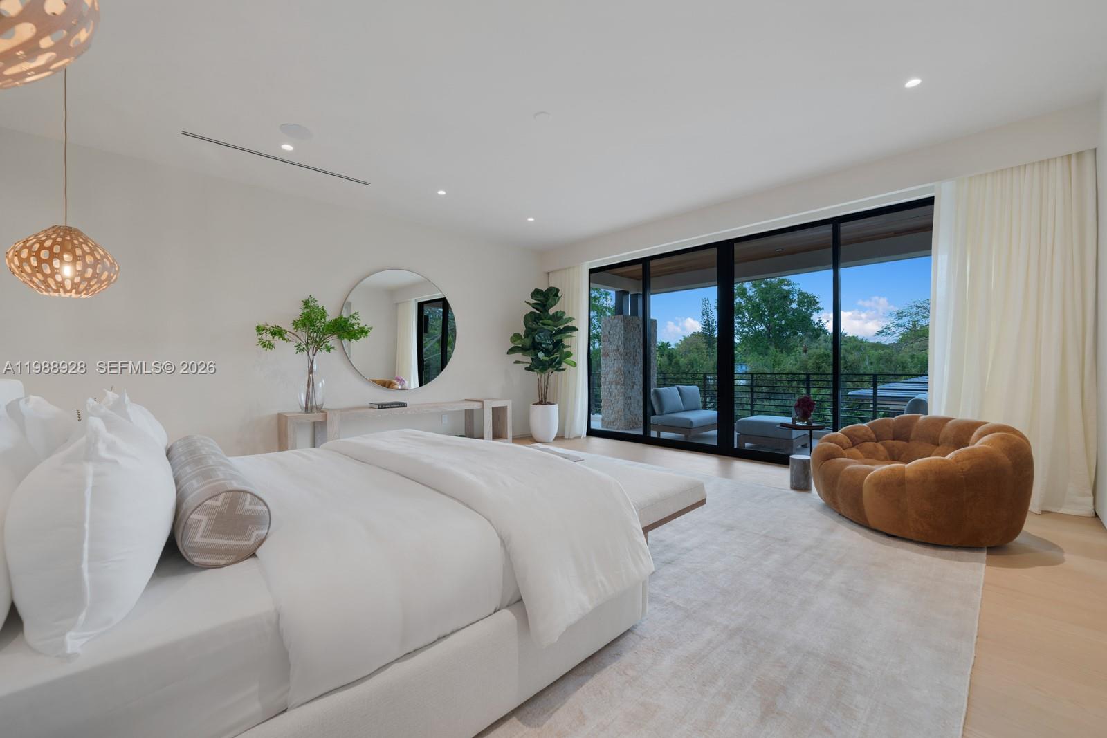 VICTORIA GARDENS - Residential