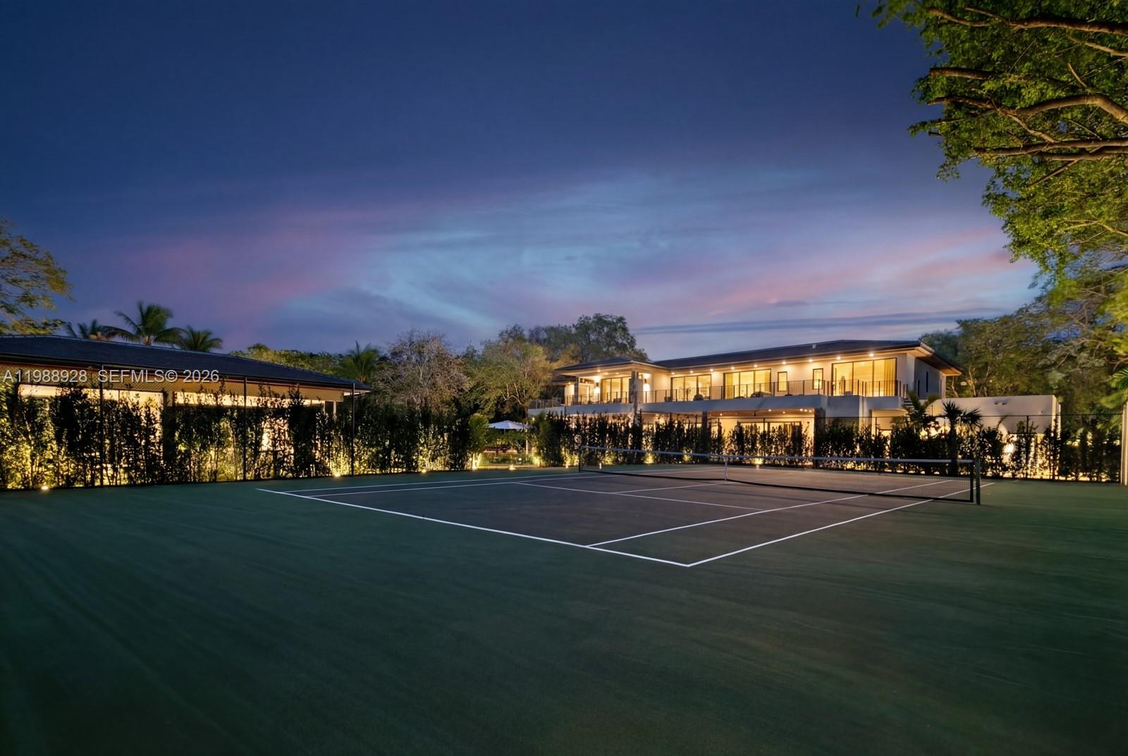 VICTORIA GARDENS - Residential