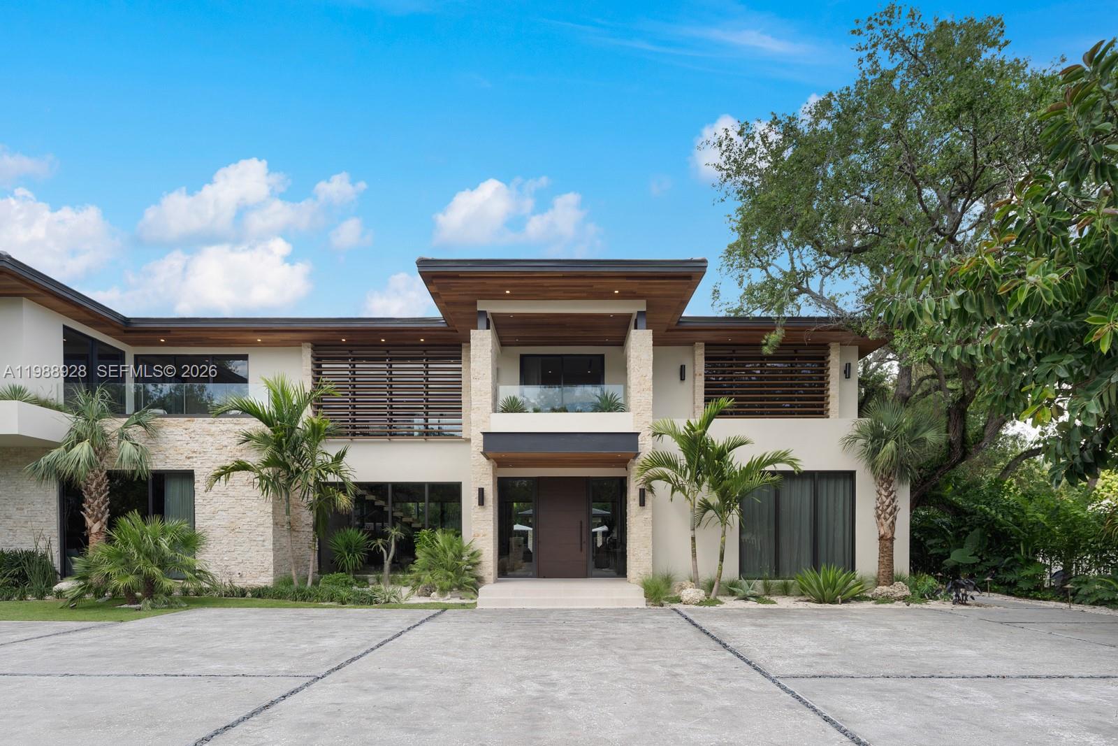 VICTORIA GARDENS - Residential