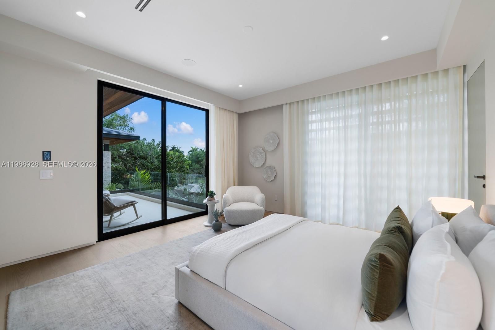 VICTORIA GARDENS - Residential