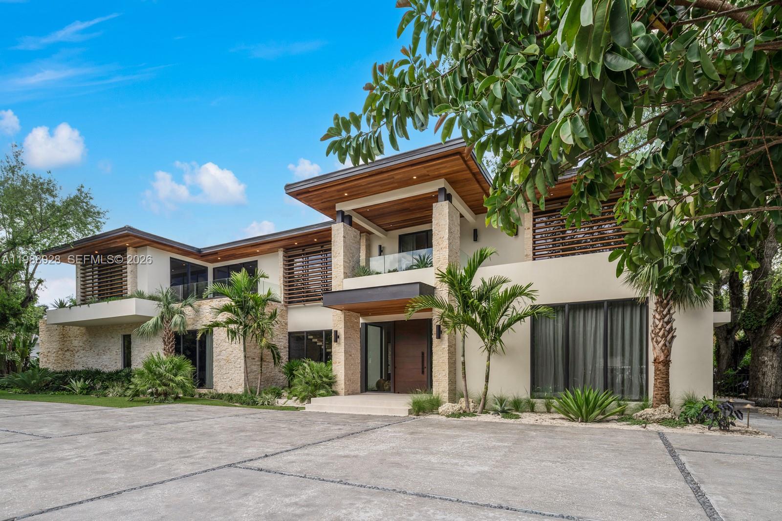 VICTORIA GARDENS - Residential