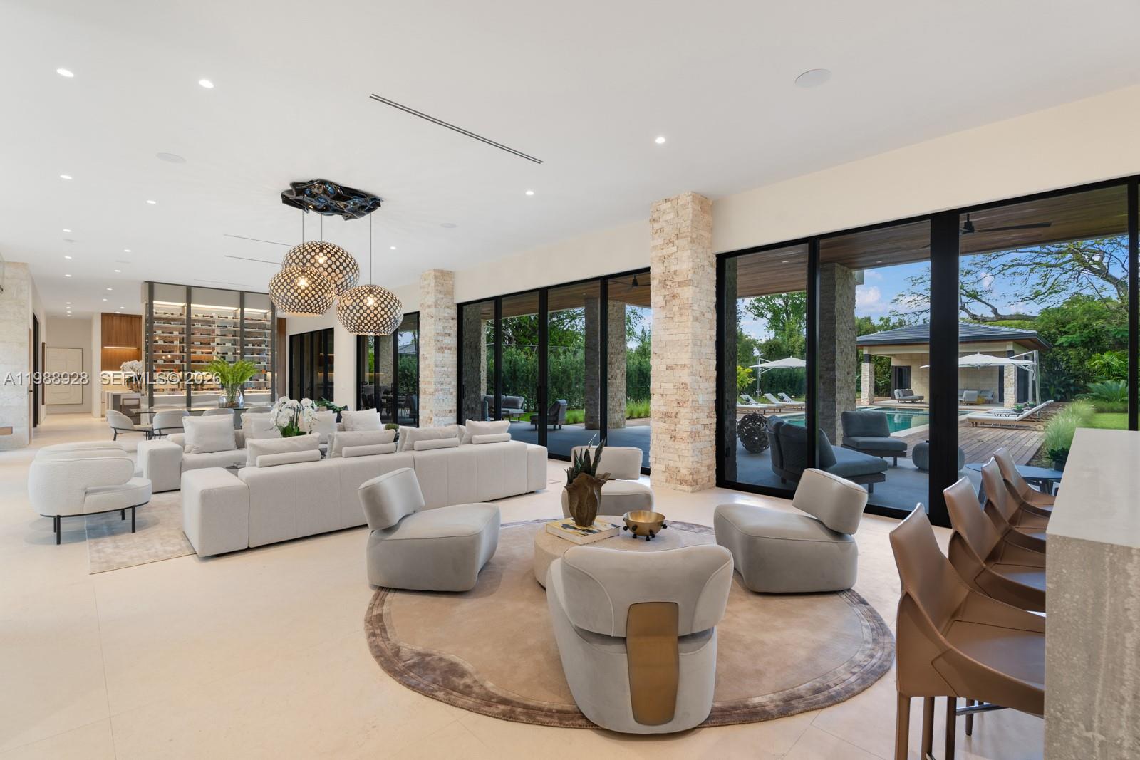 VICTORIA GARDENS - Residential