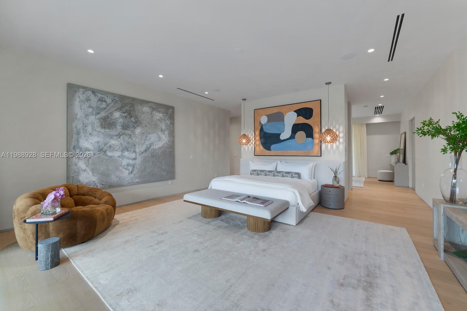 VICTORIA GARDENS - Residential