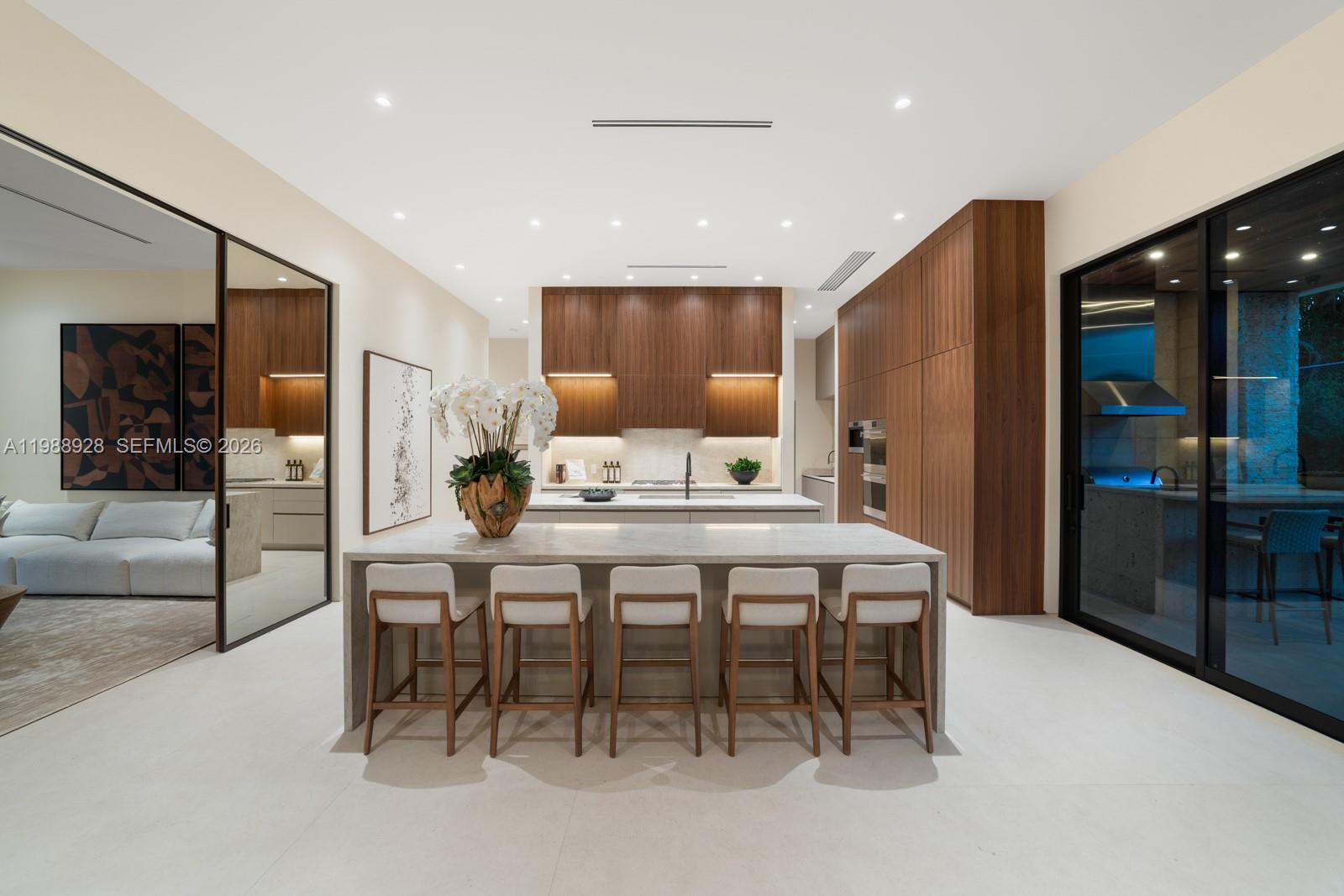 VICTORIA GARDENS - Residential