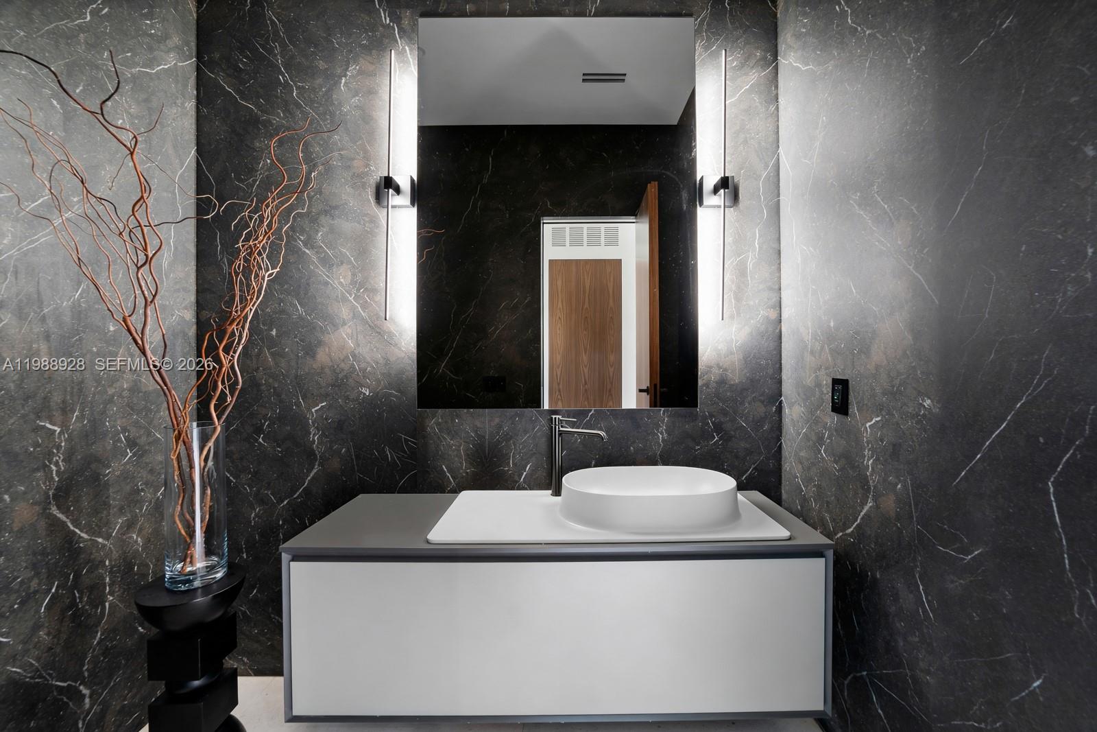 VICTORIA GARDENS - Residential