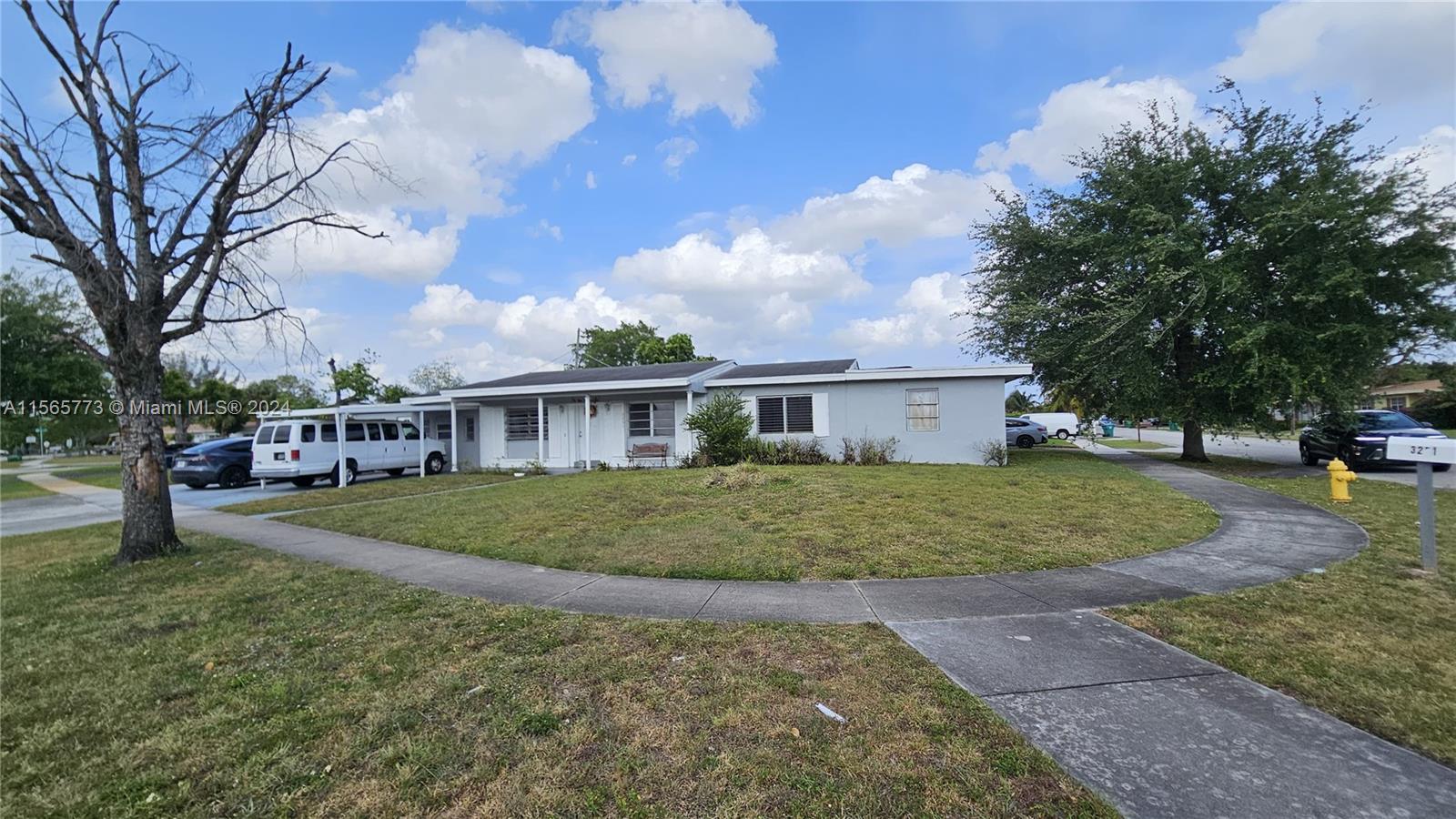Property for Sale at 3251 Nw 4th Ct, Lauderhill, Miami-Dade County, Florida - Bedrooms: 6 
Bathrooms: 3  - $449,980