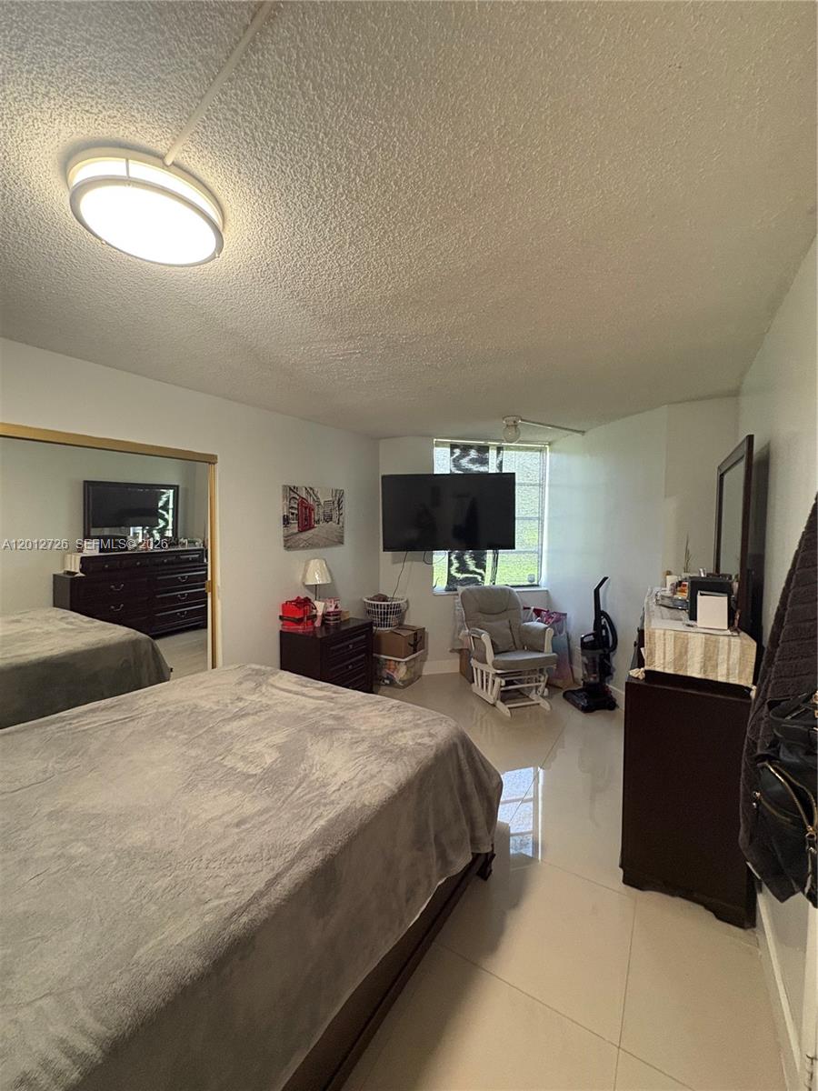 CONDO 6 OF SABAL PALM CON - Residential Lease