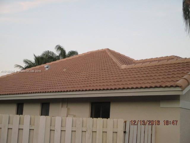 Pembroke Lakes South 119- - Residential