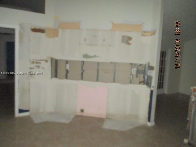 Pembroke Lakes South 119- - Residential