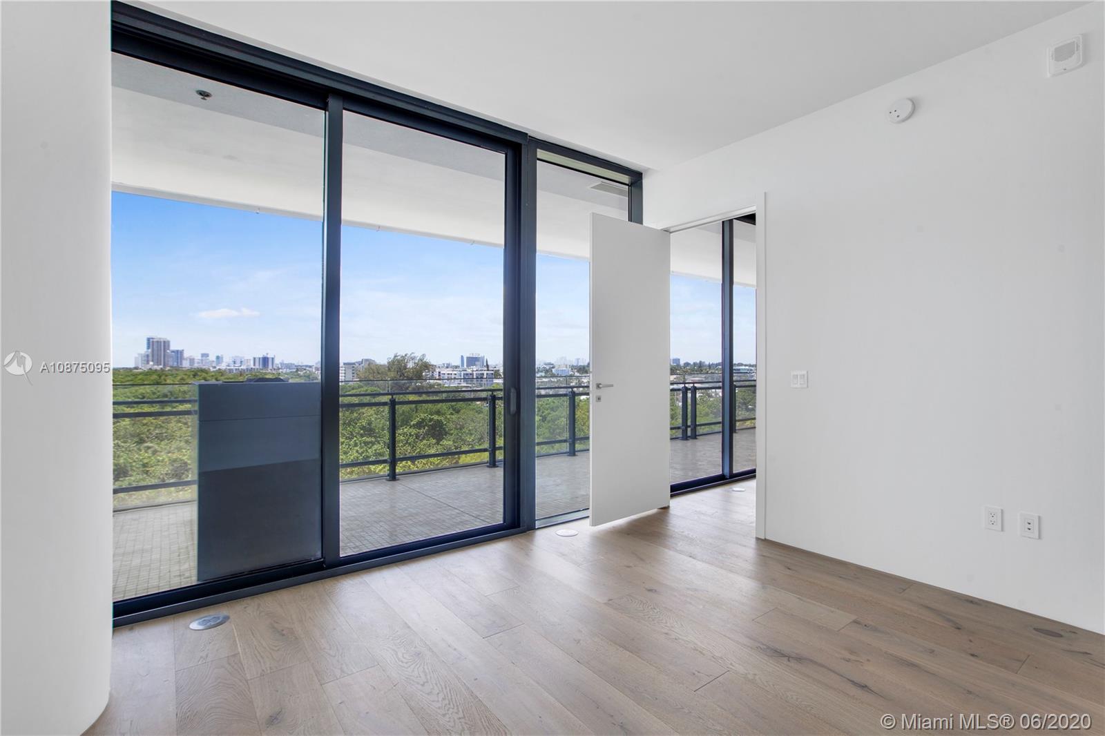 Eighty Seven Park - Residential