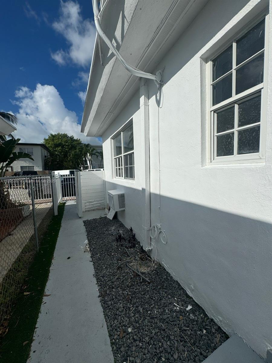 BISCAYNE BCH SUB - Residential Income