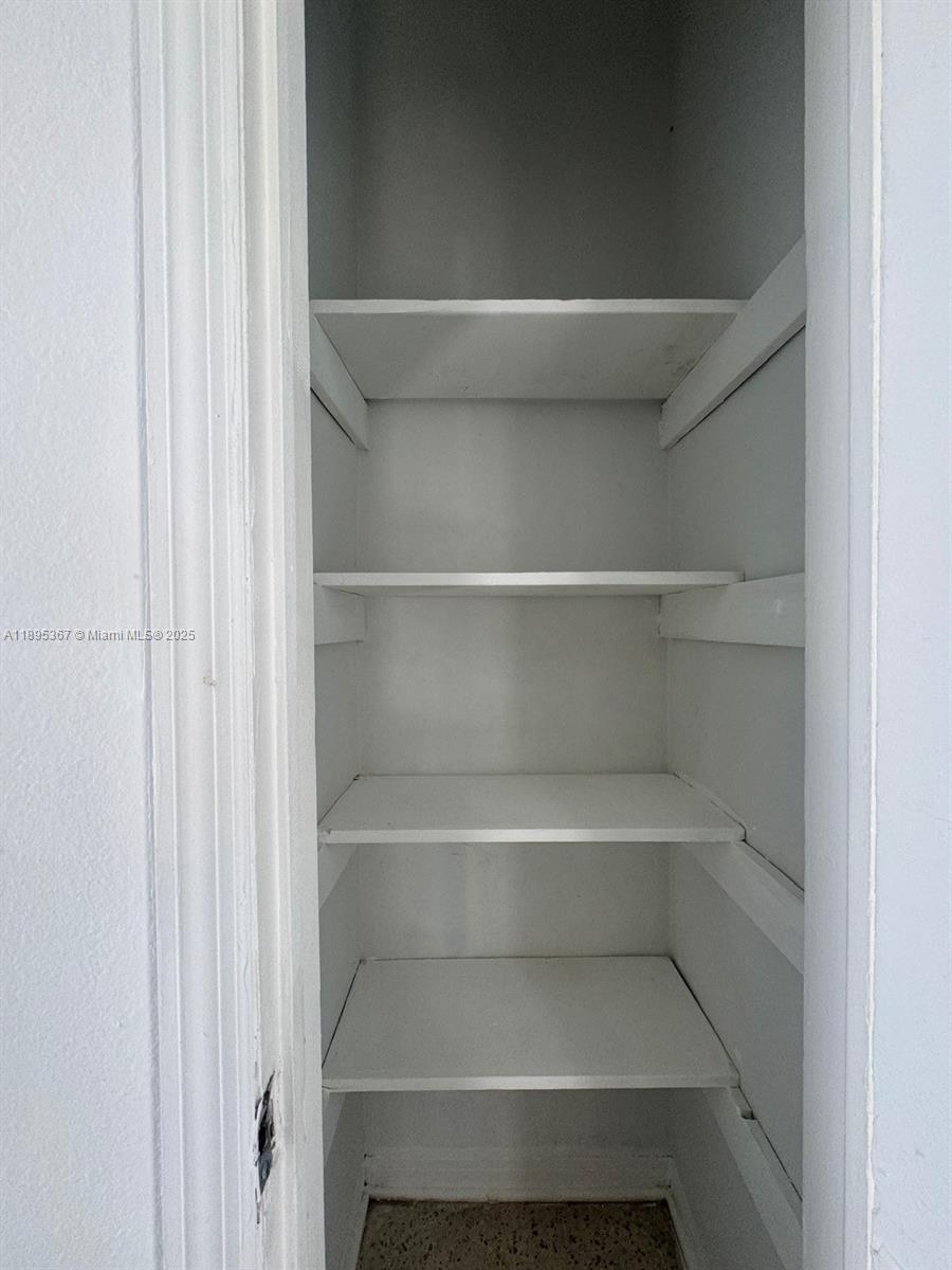 BISCAYNE BCH SUB - Residential Income