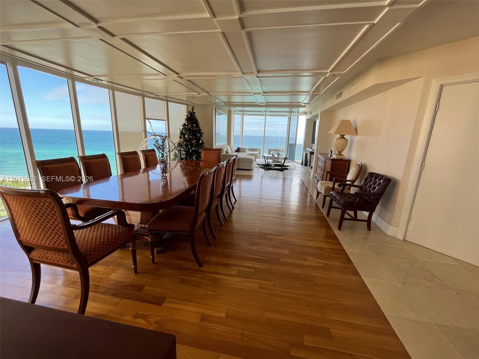 THE PINNACLE CONDO - Residential Lease