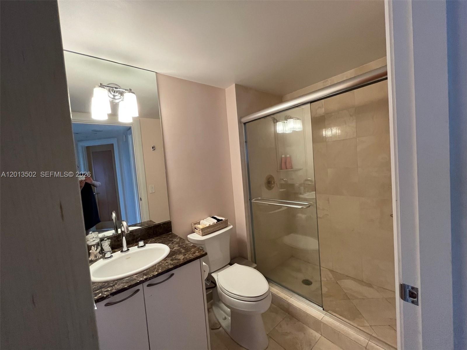 THE PINNACLE CONDO - Residential Lease