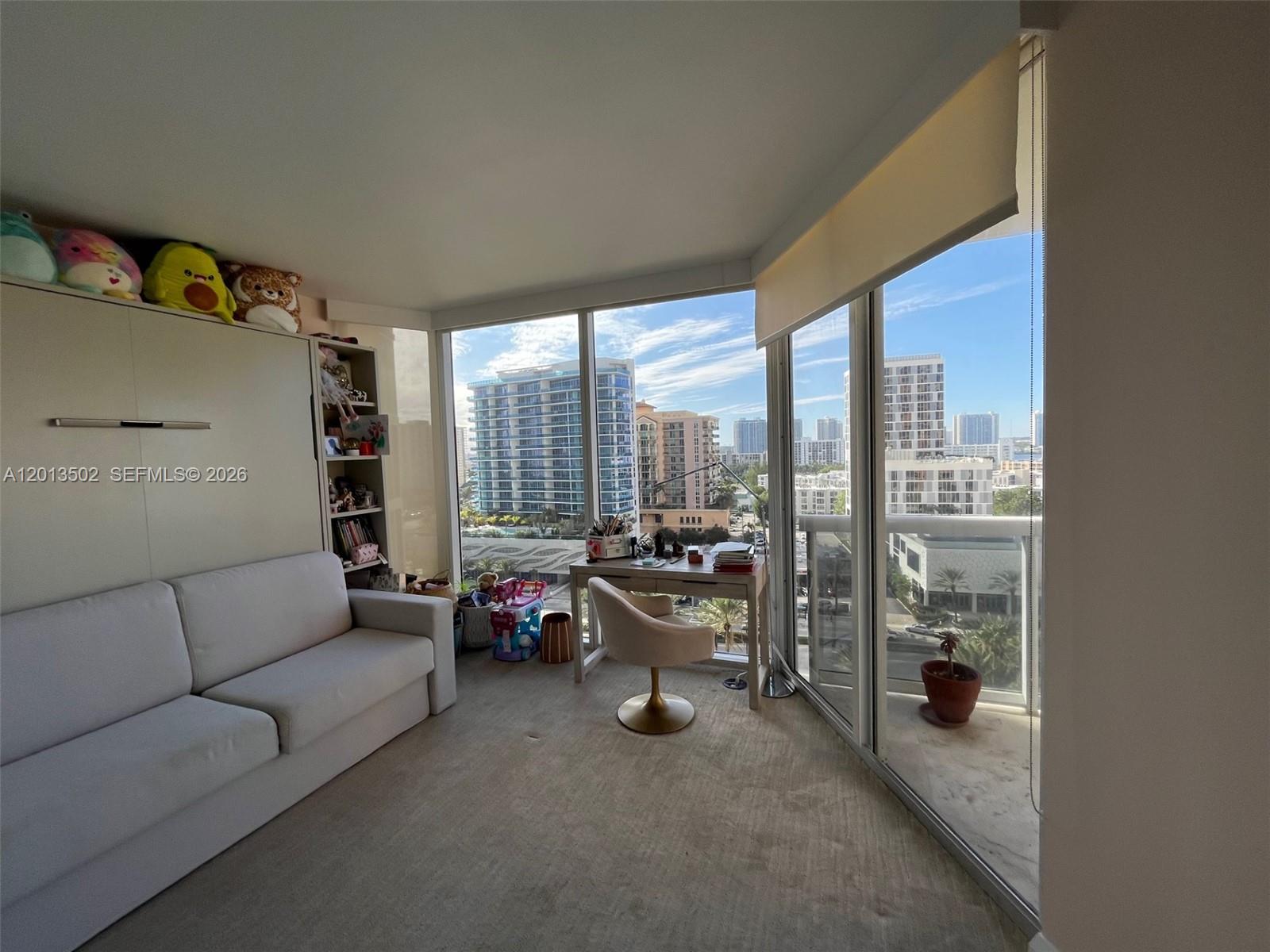 THE PINNACLE CONDO - Residential Lease