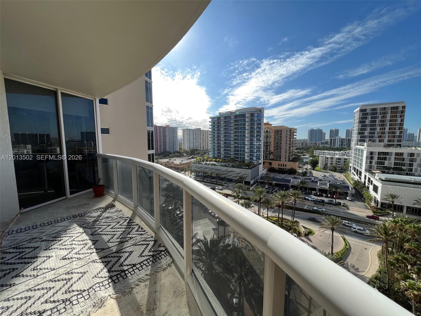 THE PINNACLE CONDO - Residential Lease