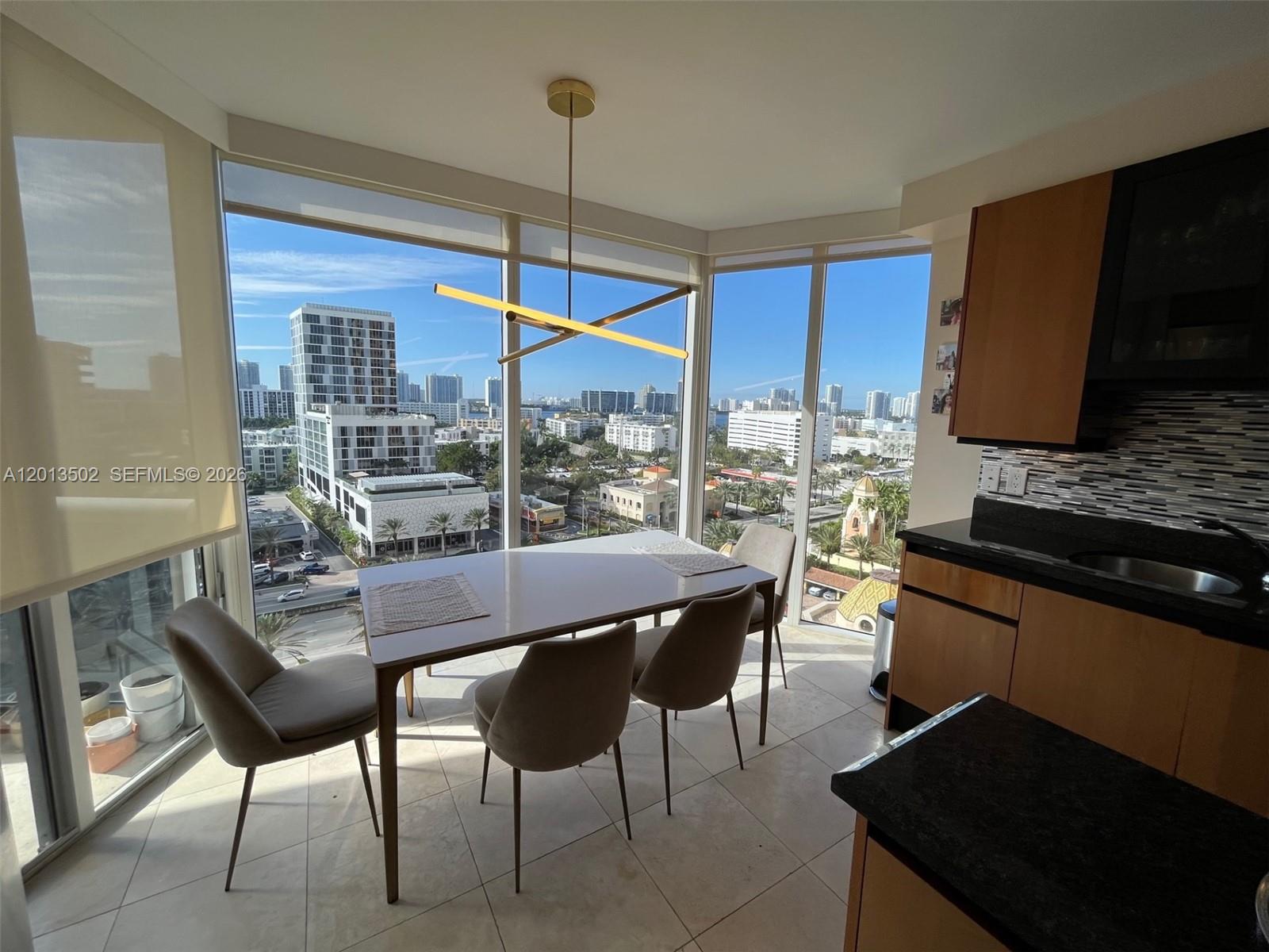 THE PINNACLE CONDO - Residential Lease