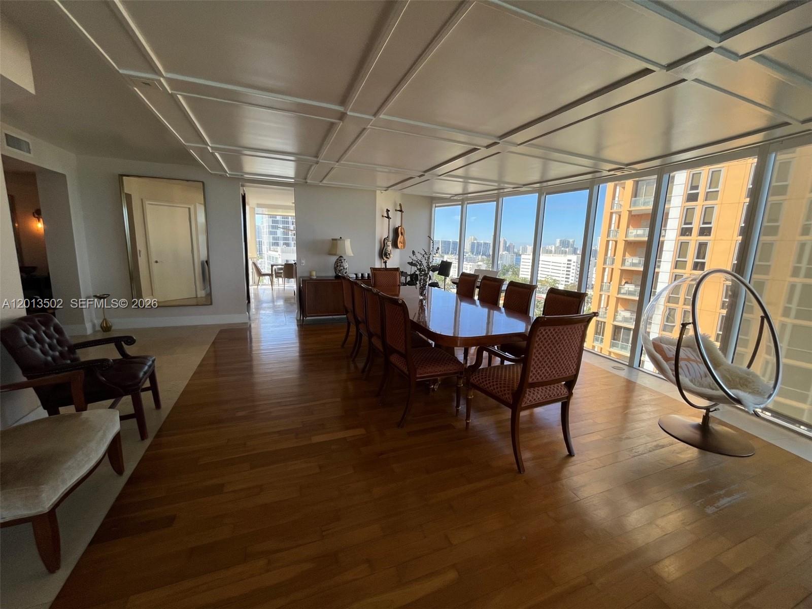 THE PINNACLE CONDO - Residential Lease