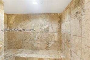 THE PINNACLE CONDO - Residential Lease