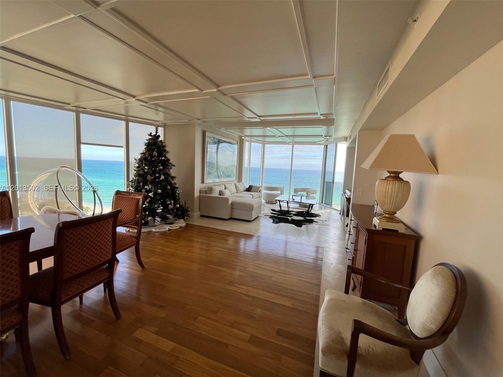 THE PINNACLE CONDO - Residential Lease
