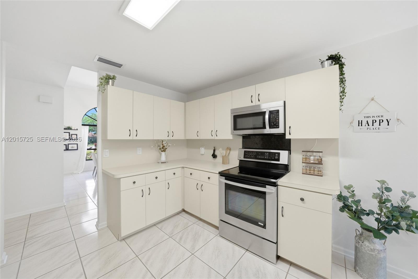 BOCA WOODS COUNTRY CLUB 4 - Residential Lease