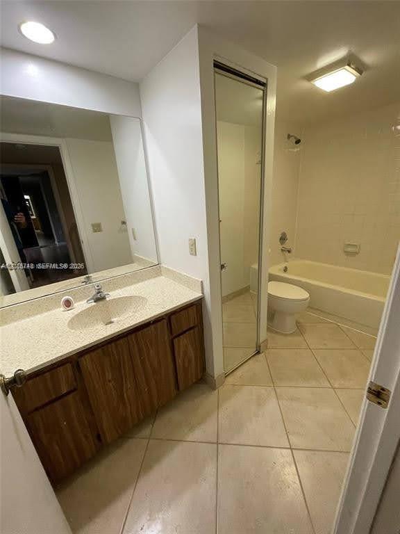 VILLAGE OF SANDALWOOD LAK - Residential
