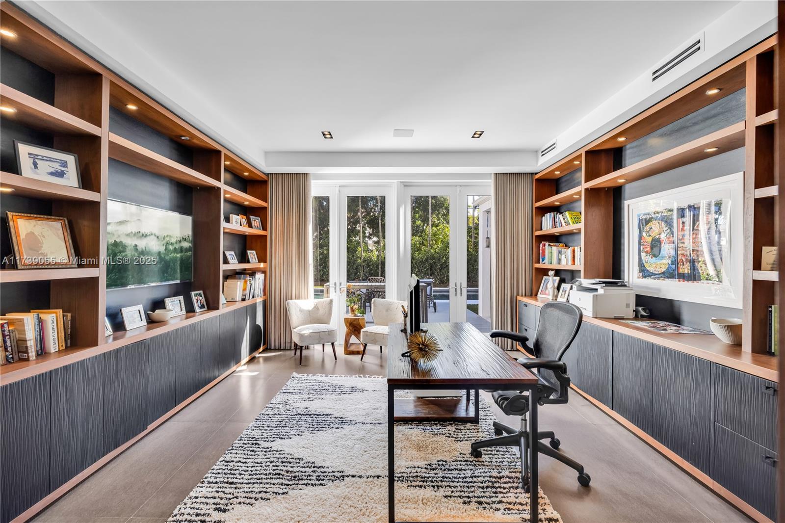 LA GORCE GOLF SUB - Residential