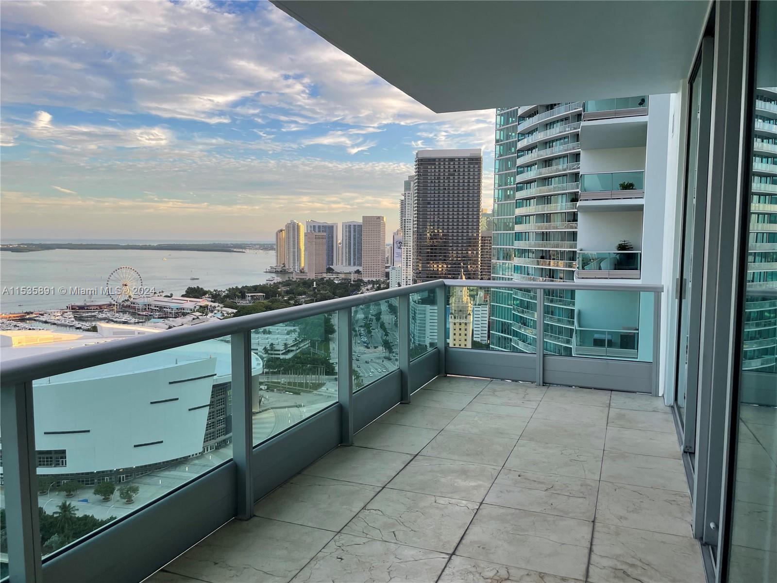 900 BISCAYNE BAY CONDO - Residential Lease