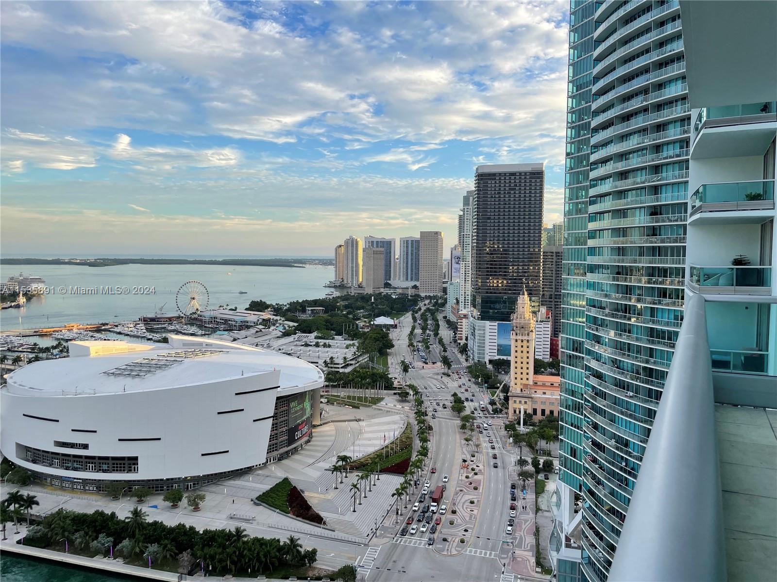 900 BISCAYNE BAY CONDO - Residential Lease