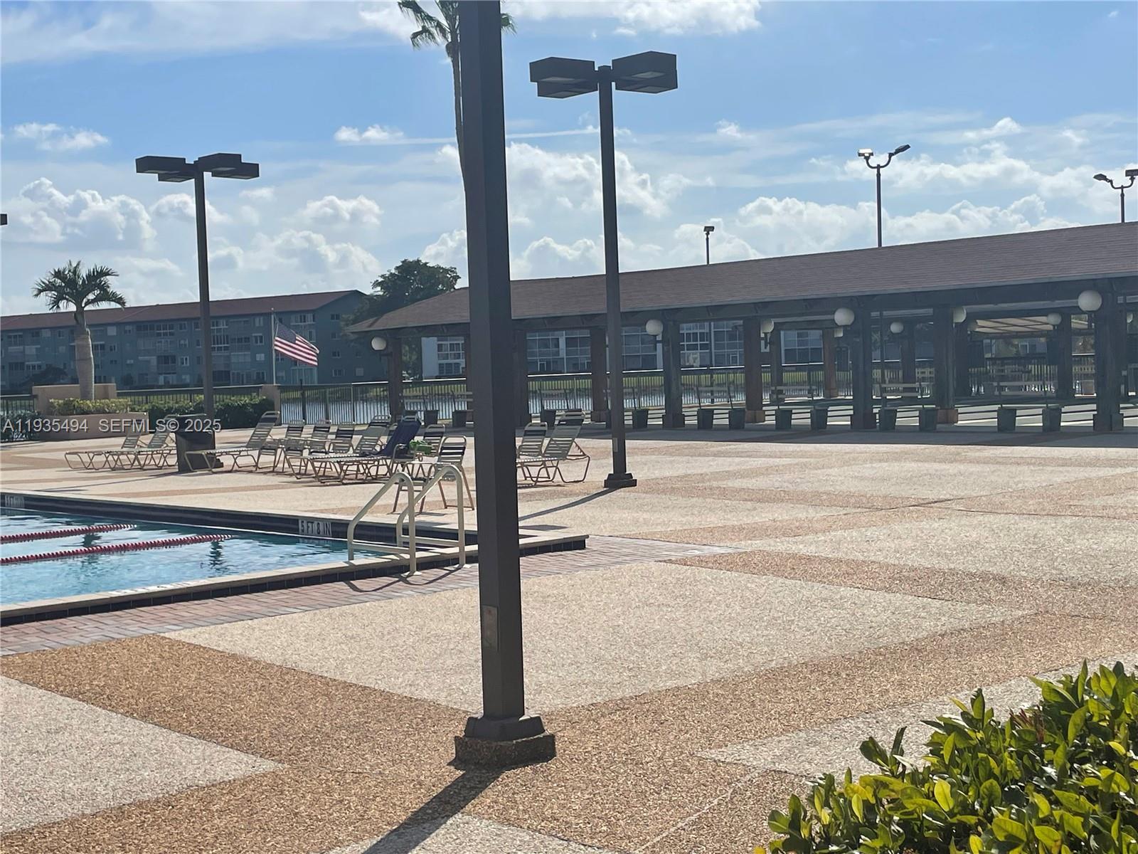 CAMBRIDGE AT CENTURY VILL - Residential