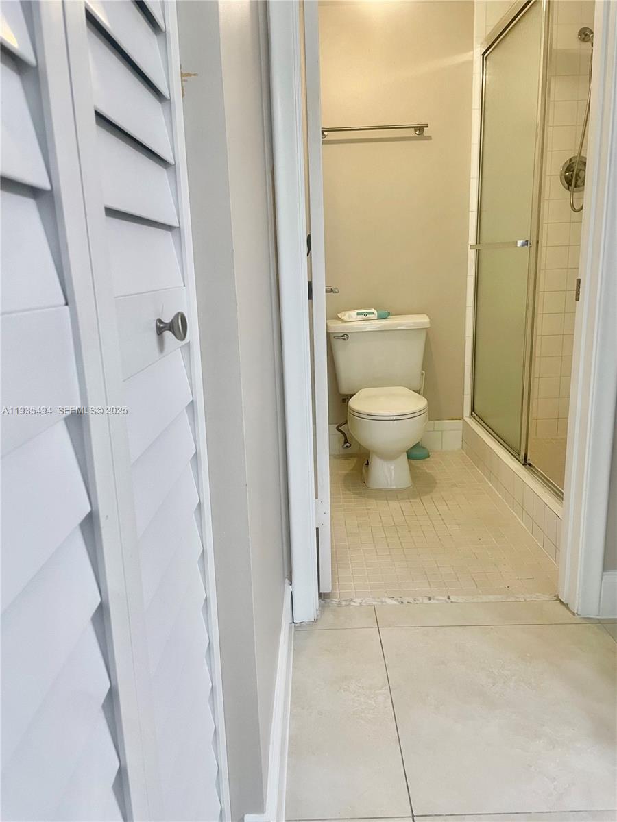 CAMBRIDGE AT CENTURY VILL - Residential