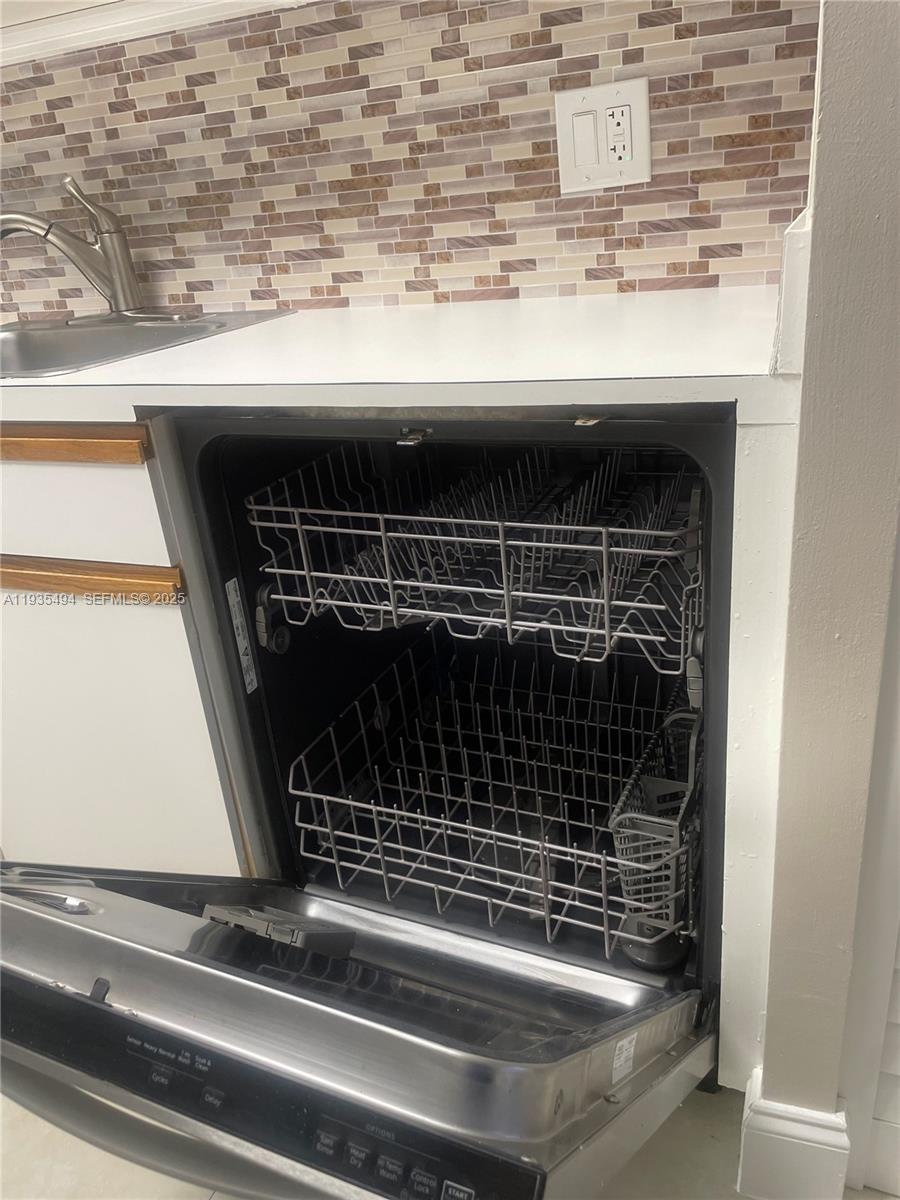 CAMBRIDGE AT CENTURY VILL - Residential