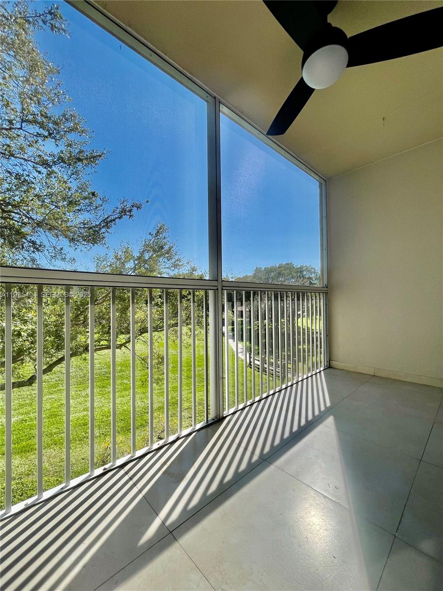 CAMBRIDGE AT CENTURY VILL - Residential