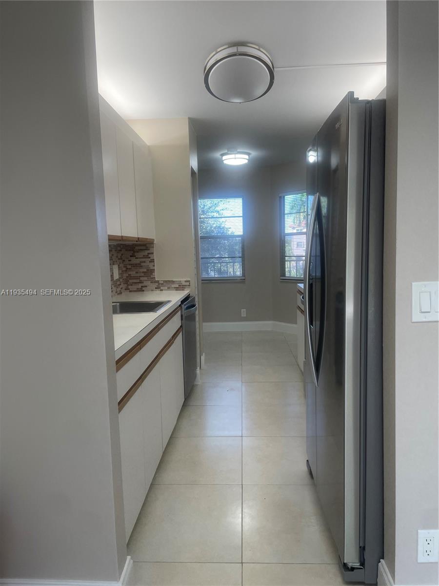 CAMBRIDGE AT CENTURY VILL - Residential