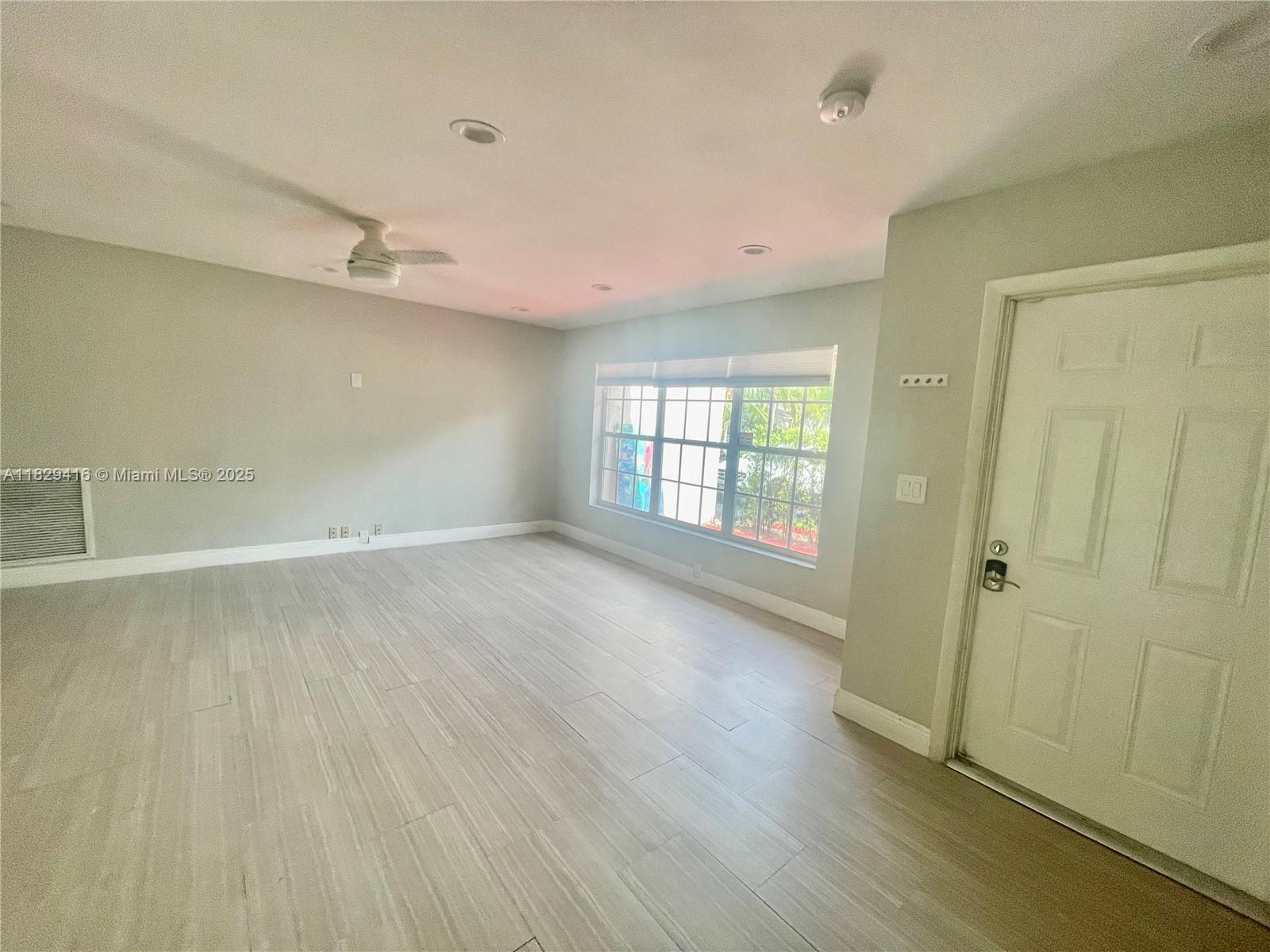 10400 NW 5th Ct