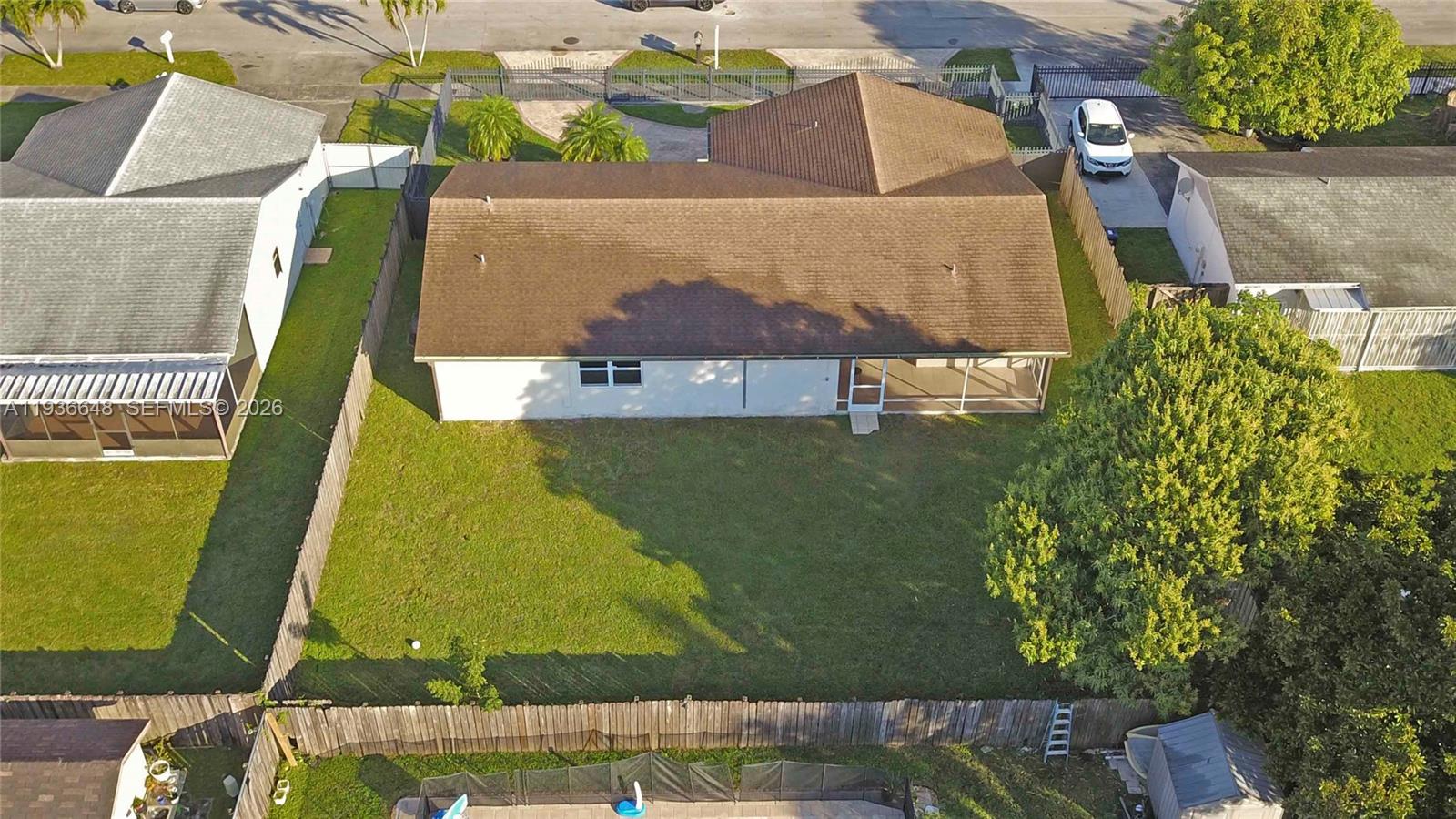 MEADOW WOOD MANOR SEC 6 - Residential