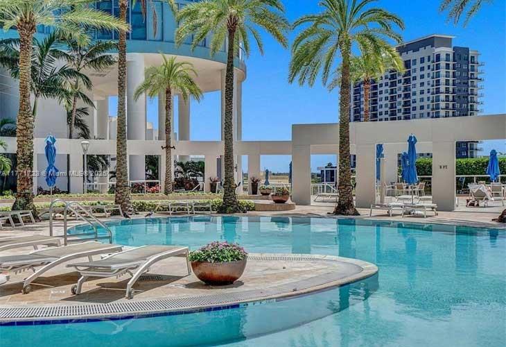 LAS OLAS RIVER HOUSE COND - Residential