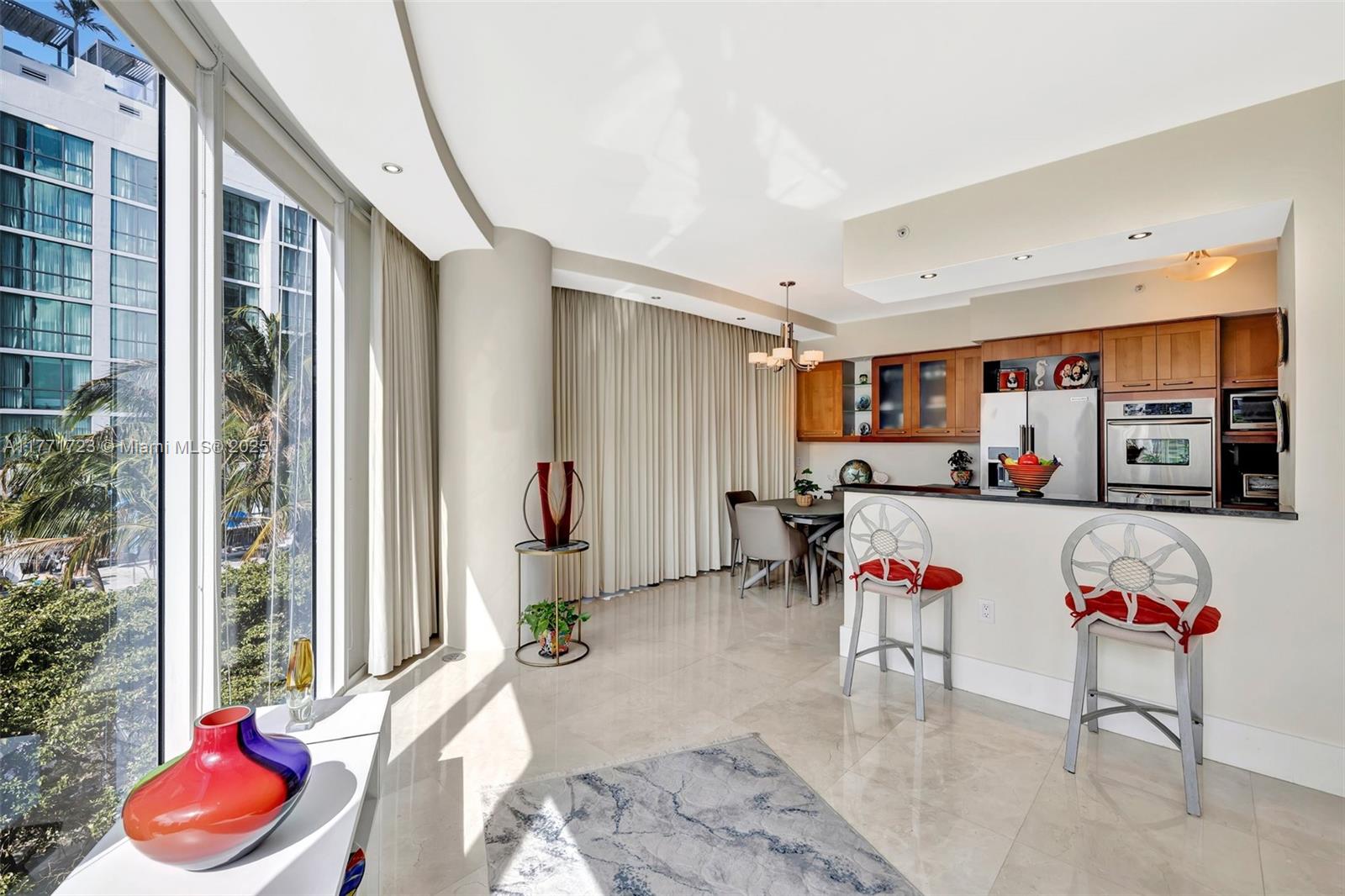 LAS OLAS RIVER HOUSE COND - Residential