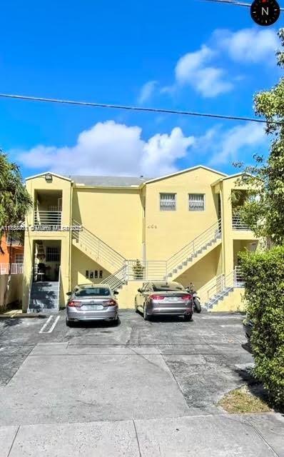 Beautiful apartment for rent 1 bed 1 bath in the heart of Miami, close to Downtown, shopping centers and more.